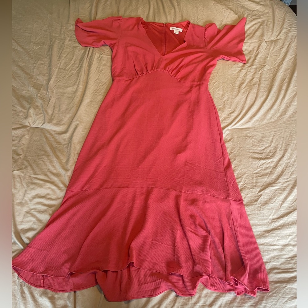 Liz Claiborne Midi Length Flutter Sleeve Dress Salmon Pink